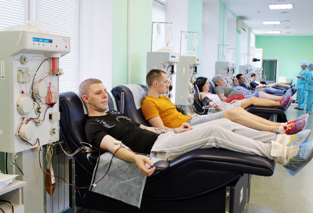 Донор крови станция. Самарская областная станция переливания крови. Самара донор. Центр переливания крови Самара. Тольяттинская станция переливания крови.